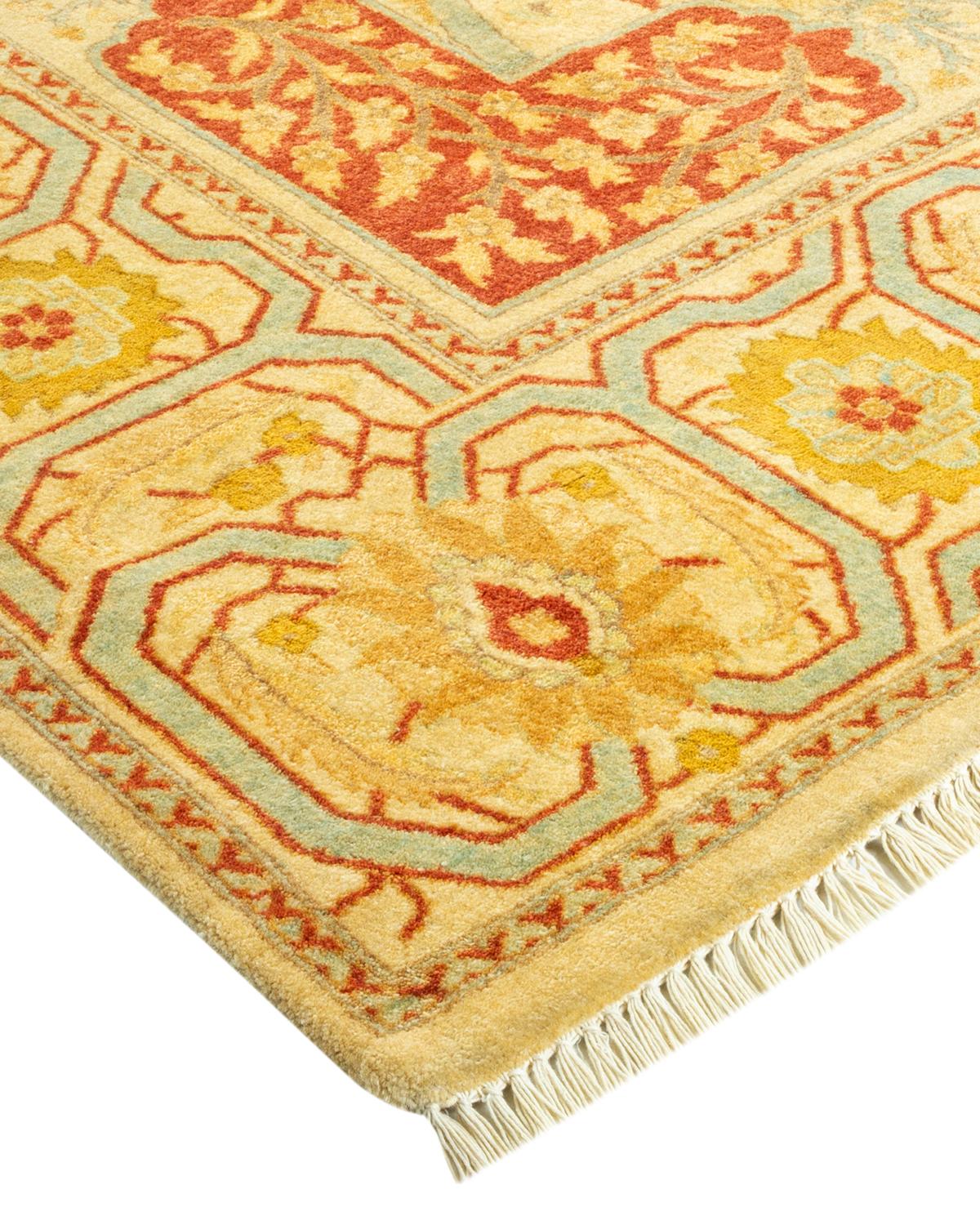Las alfombras de la colección Mogul, con sus colores discretos y sus diseños en toda la superficie, aportarán una sofisticación atemporal a cualquier habitación. Influenciadas por un espectro de diseños turcos, indios y persas, los artesanos que