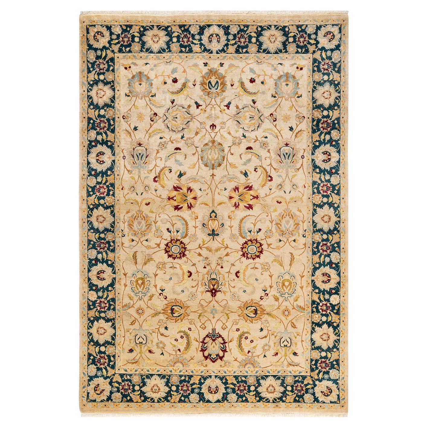 Tapis Oriental Mogul ivoire noué à la main unique en son genre