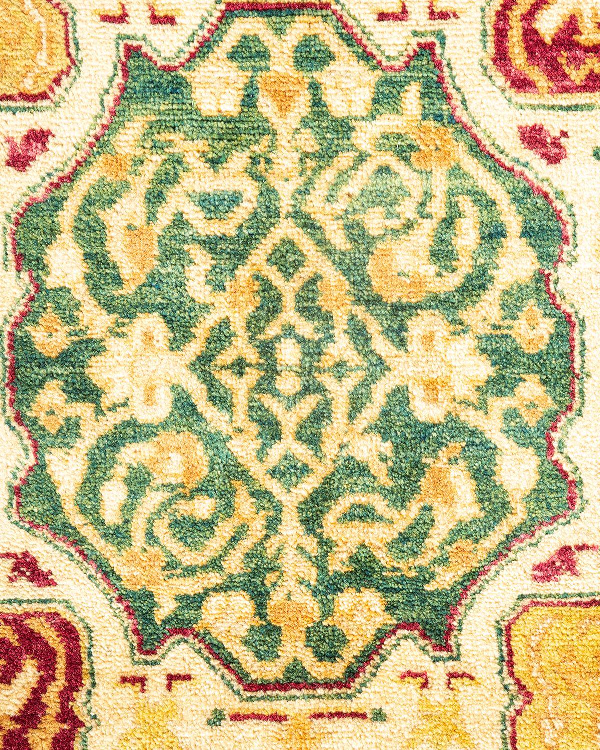 Handgeknüpfter orientalischer Mogul Elfenbeinfarbener Teppich, Unikat (Pakistanisch) im Angebot