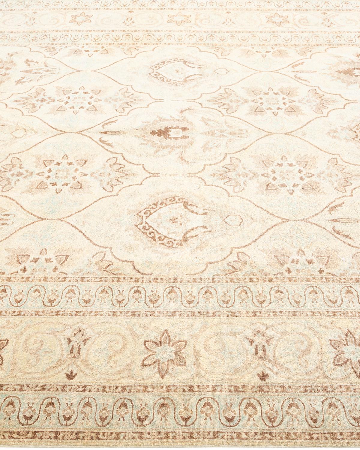 One-of-a-kind Hand Knotted Oriental Mogul Ivory Area Rug In New Condition In Norwalk, CT