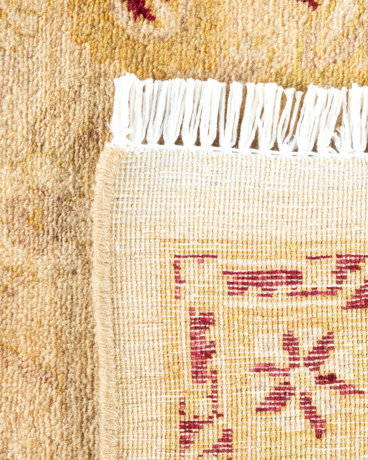 Handgeknüpfter orientalischer Mogul Elfenbeinfarbener Teppich, Unikat (21. Jahrhundert und zeitgenössisch) im Angebot