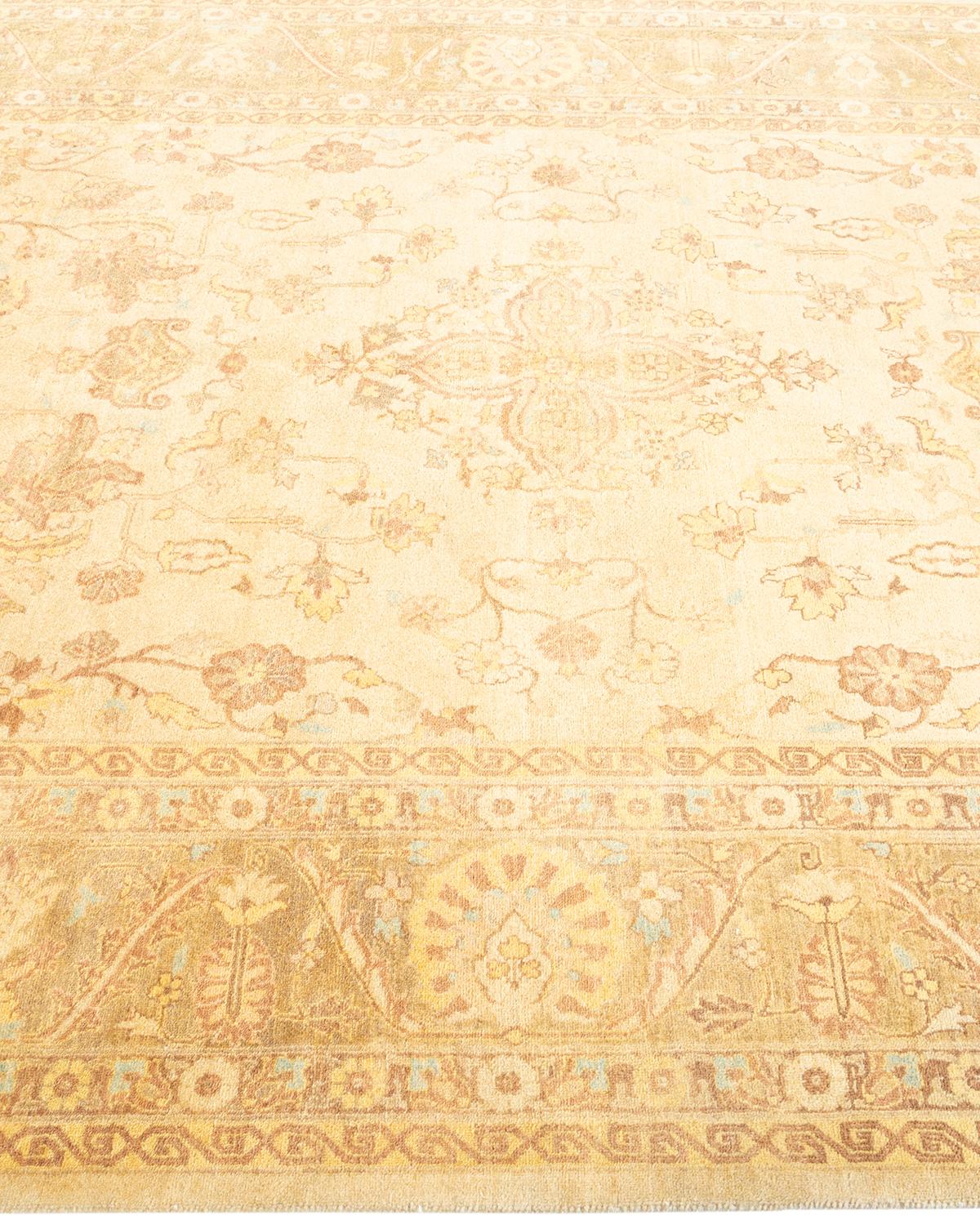 Tapis unique Oriental Mogul ivoire noué à la main unique en son genre Neuf - En vente à Norwalk, CT