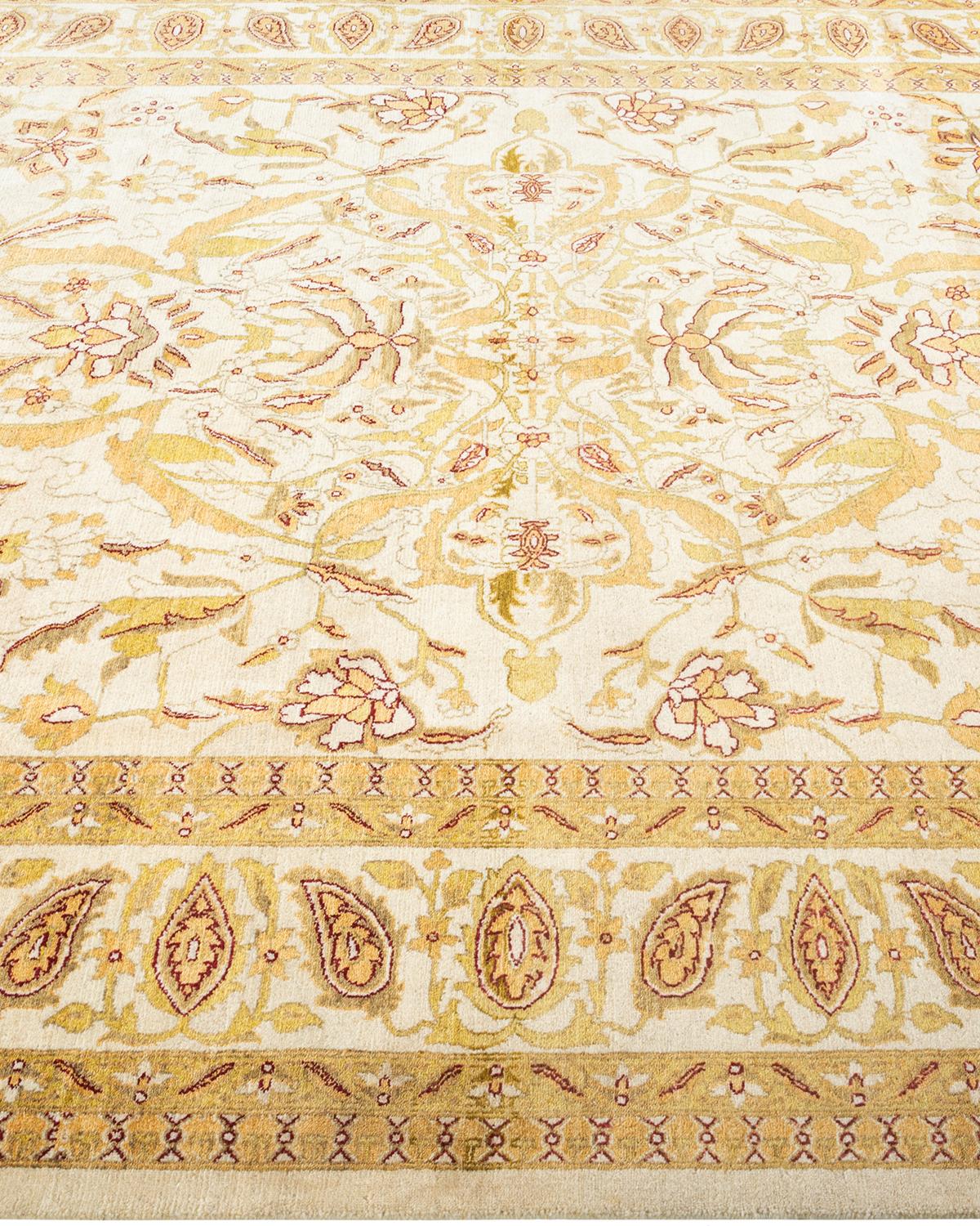 Tapis Oriental Mogul ivoire noué à la main, unique en son genre Neuf - En vente à Norwalk, CT