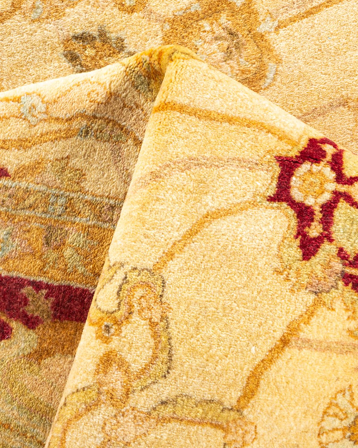 Tapis Oriental Mogul ivoire noué à la main, unique en son genre en vente 1