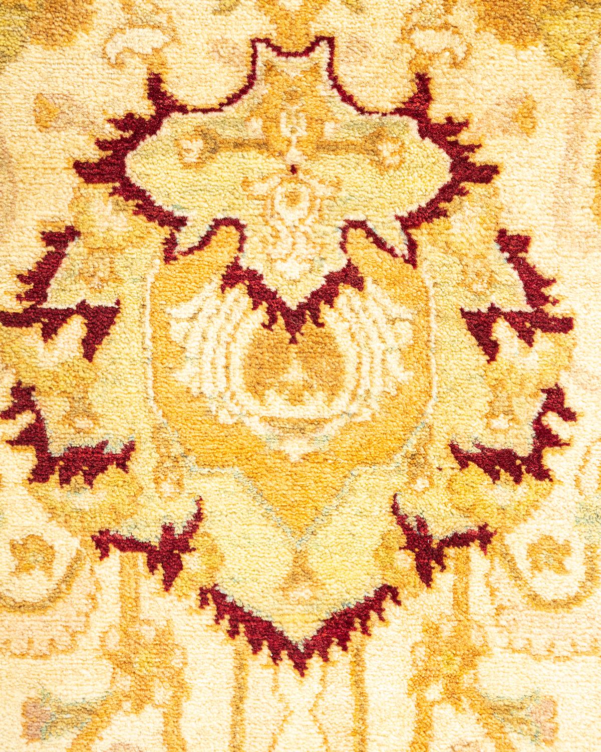 Handgeknüpfter orientalischer Mogul Elfenbeinfarbener Teppich, Unikat (Pakistanisch) im Angebot