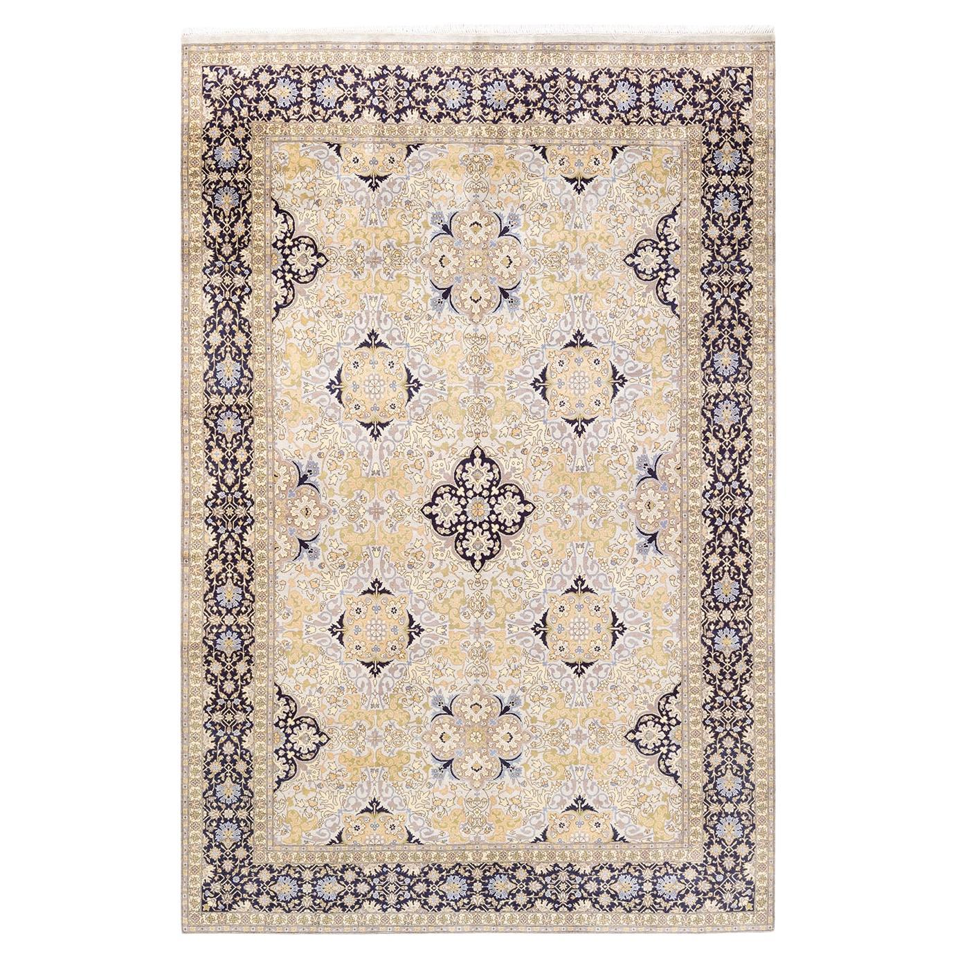 Tapis Oriental Mogul ivoire noué à la main, unique en son genre