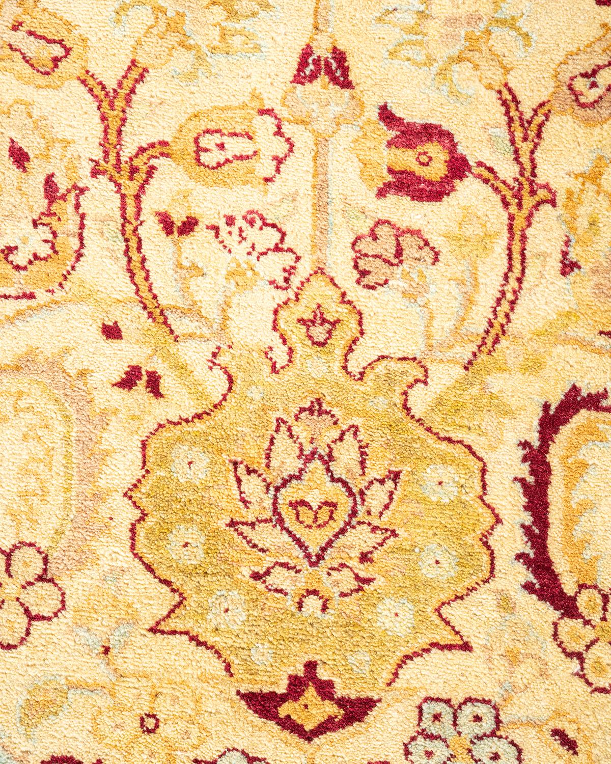 Handgeknüpfter orientalischer Mogul Elfenbeinfarbener Teppich, Unikat (Pakistanisch) im Angebot