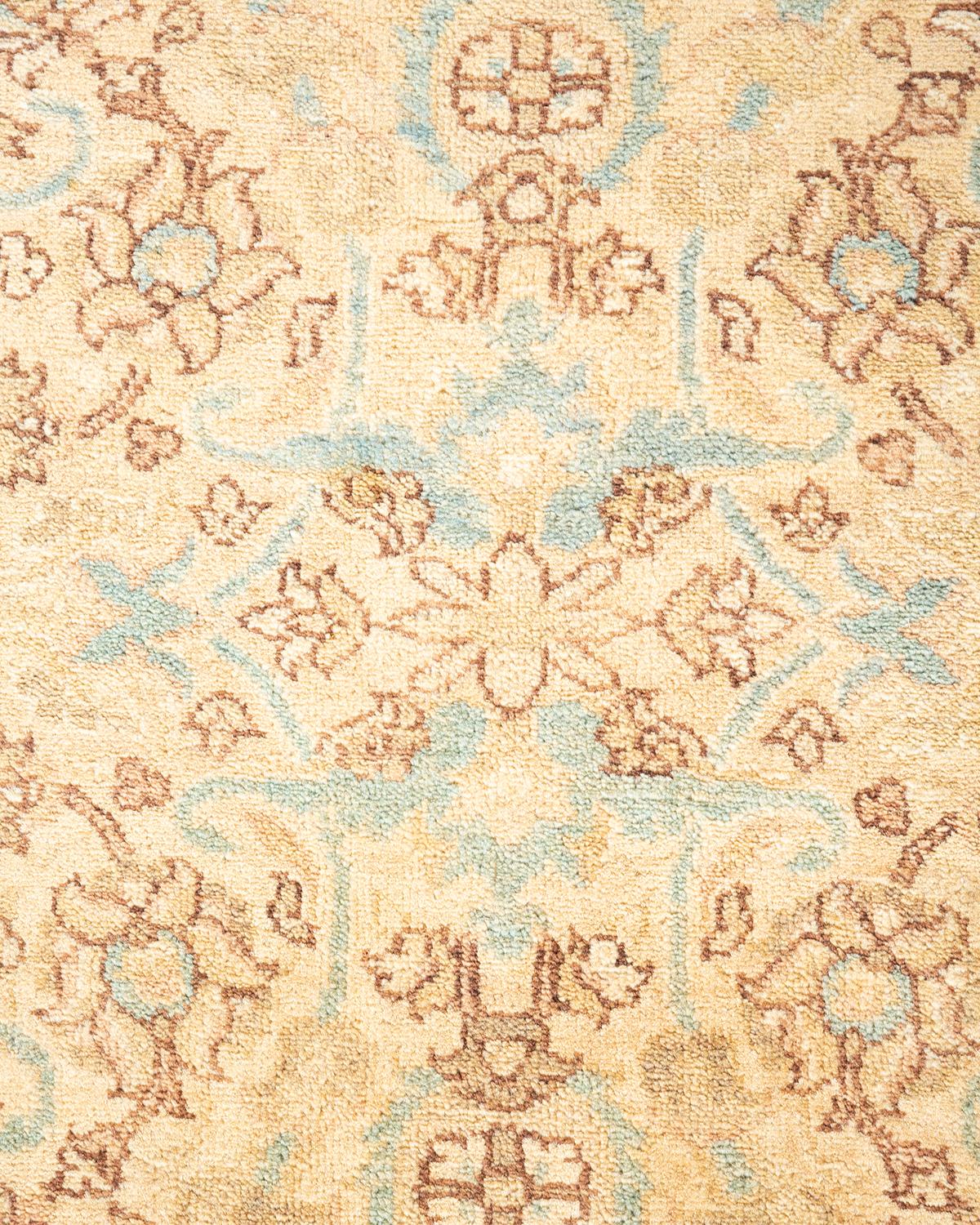 Pakistanais Tapis Oriental Mogul ivoire noué à la main, unique en son genre en vente