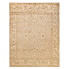 Tapis Oriental Mogul ivoire noué à la main, unique en son genre