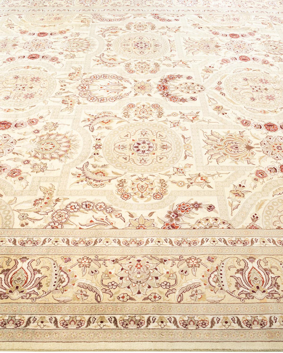 Handgeknüpfter orientalischer Mogul Elfenbeinfarbener Teppich, Unikat im Zustand „Neu“ im Angebot in Norwalk, CT