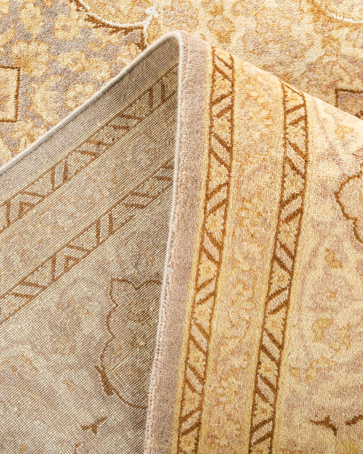 Handgeknüpfter orientalischer Mogul elfenbeinfarbener Teppich in Elfenbein, Unikat (Wolle) im Angebot