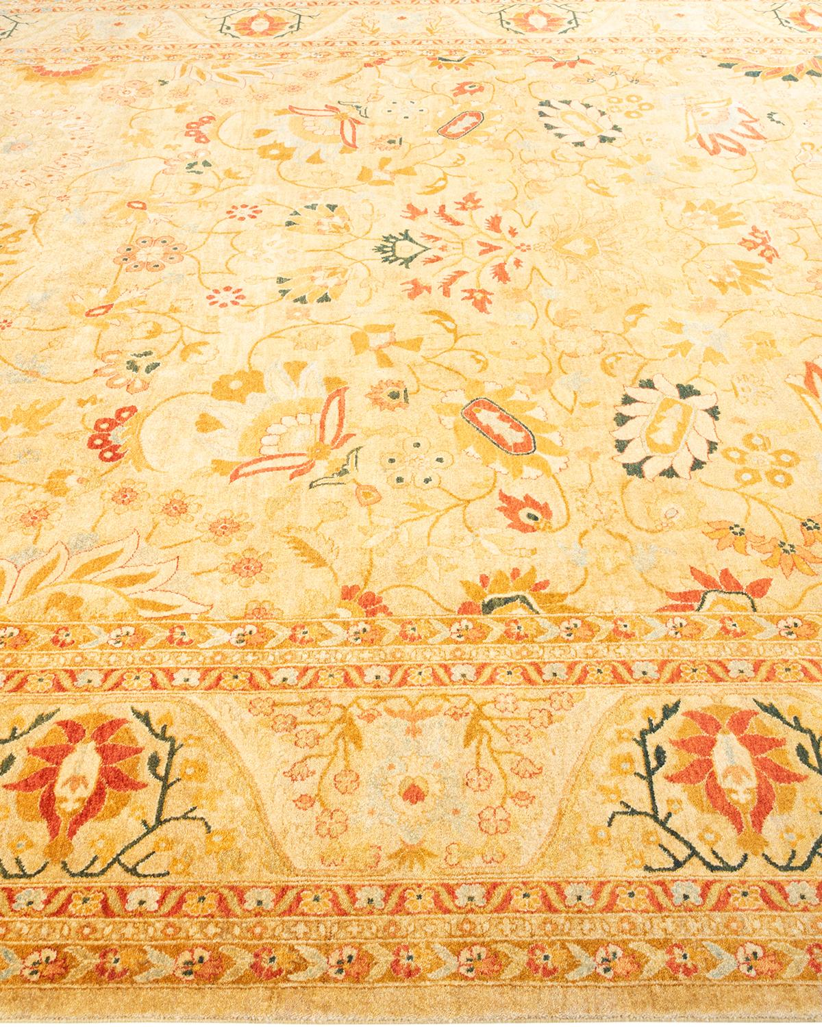 Tapis Oriental Mogul ivoire noué à la main unique en son genre Neuf à Norwalk, CT