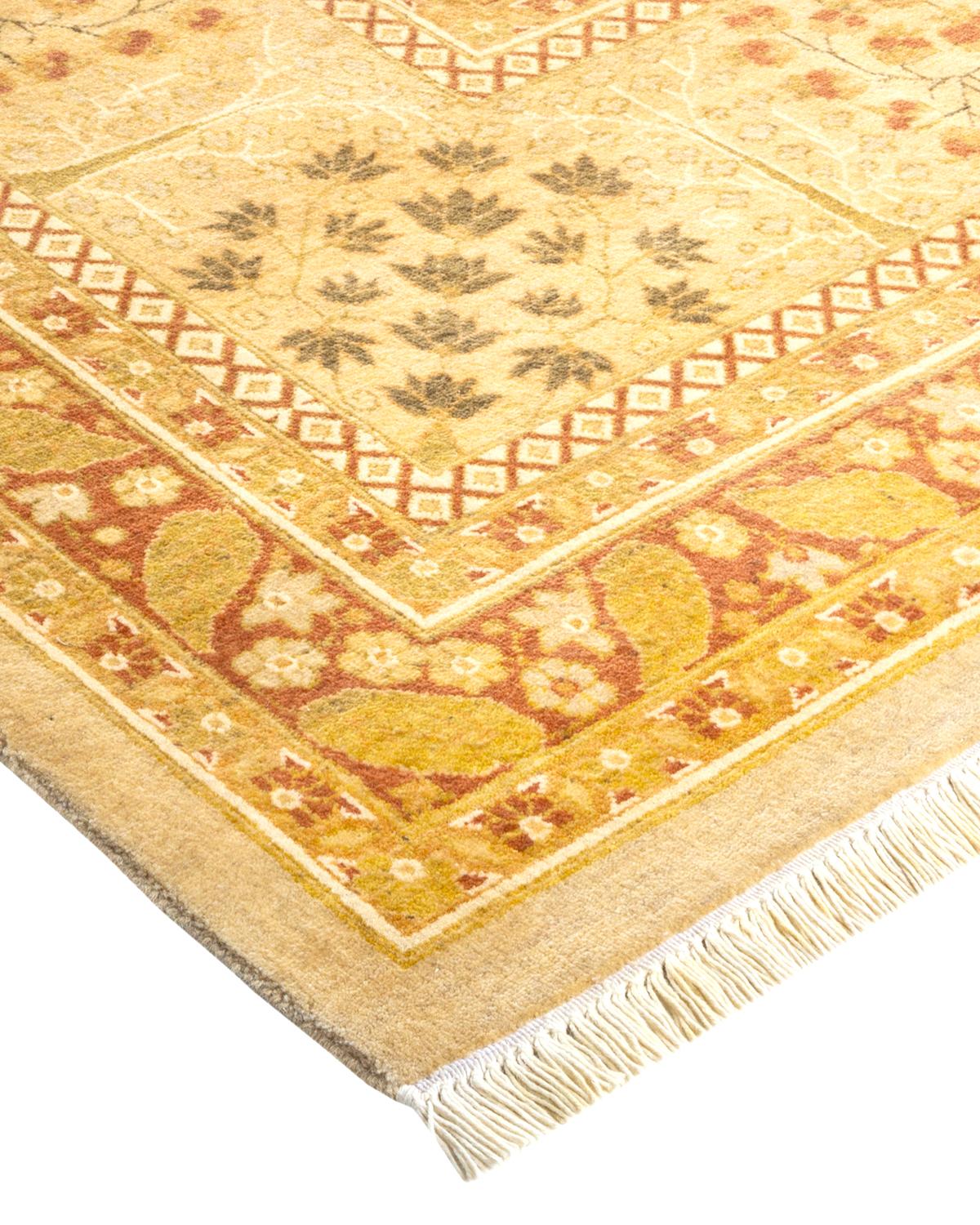 Avec leurs palettes discrètes et leurs motifs à l'envers, les tapis de la collection Mogul apporteront une sophistication intemporelle à n'importe quelle pièce. Influencés par un éventail de motifs turcs, indiens et persans, les artisans qui tissent
