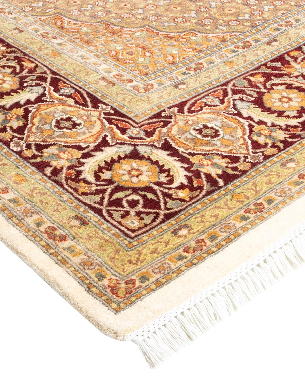 Die Teppiche der Mogul-Kollektion bringen mit ihren zurückhaltenden Farben und Allover-Mustern zeitlose Eleganz in jeden Raum. Beeinflusst von einem Spektrum türkischer, indischer und persischer Designs, lassen die Kunsthandwerker, die diese