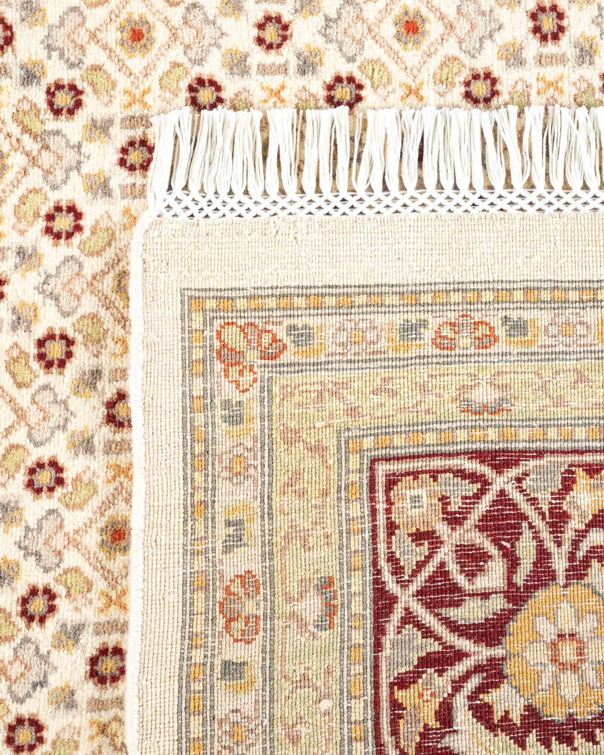 Handgeknüpfter orientalischer Mogul elfenbeinfarbener Teppich in Elfenbein, Unikat (21. Jahrhundert und zeitgenössisch) im Angebot