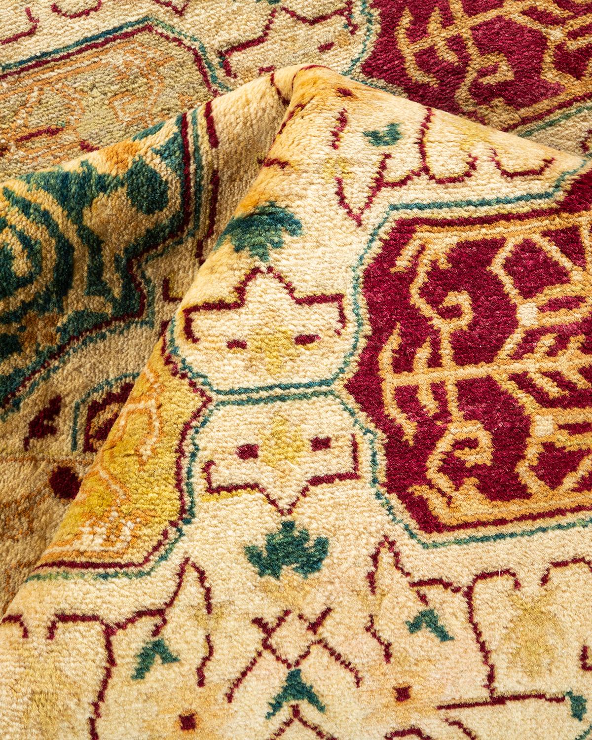 Handgeknüpfter orientalischer Mogul elfenbeinfarbener Teppich in Elfenbein, Unikat im Angebot 1