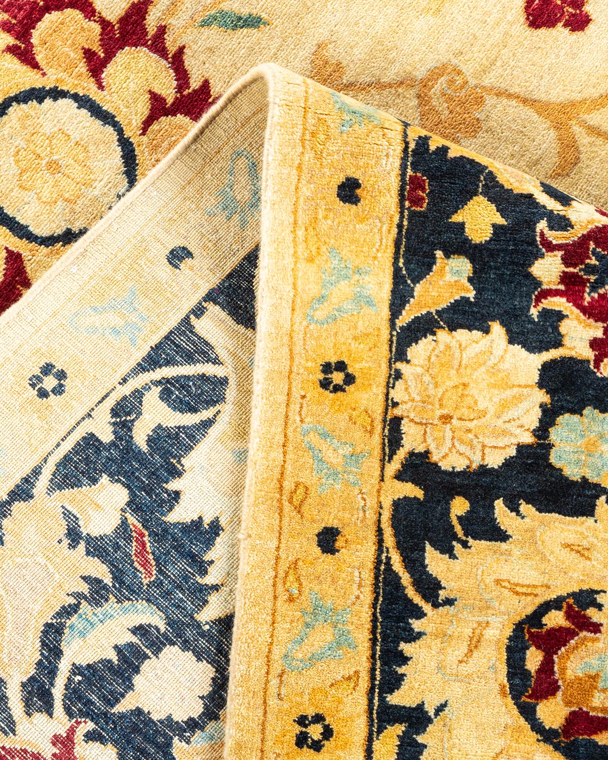 Handgeknüpfter orientalischer Mogul elfenbeinfarbener Teppich in Elfenbein, Unikat (Wolle) im Angebot