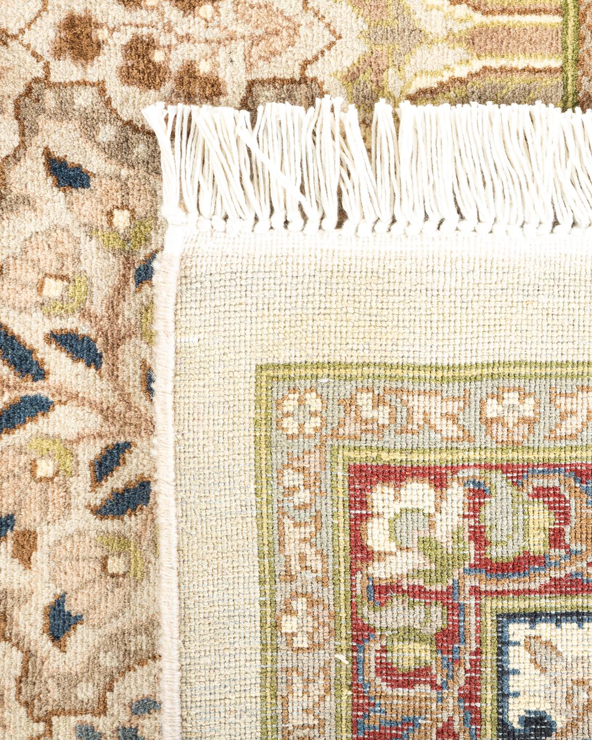 XXIe siècle et contemporain Tapis Oriental Mogul ivoire noué à la main unique en son genre en vente