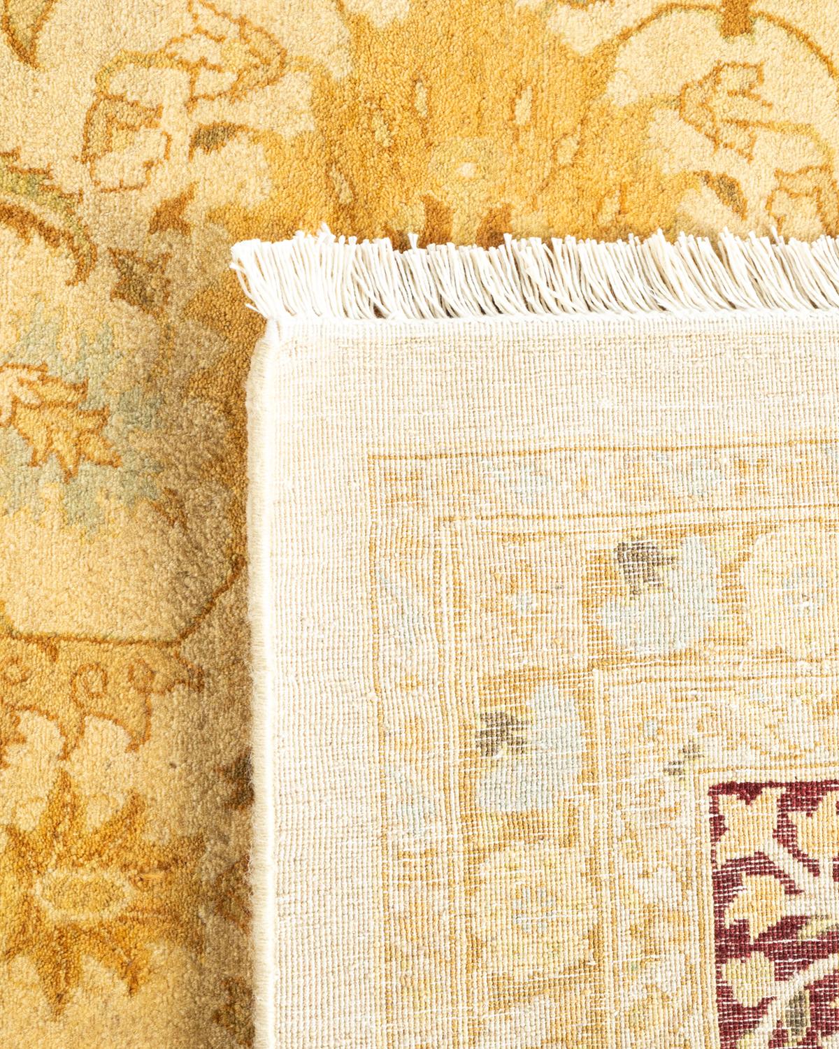XXIe siècle et contemporain Tapis Oriental Mogul ivoire noué à la main unique en son genre en vente