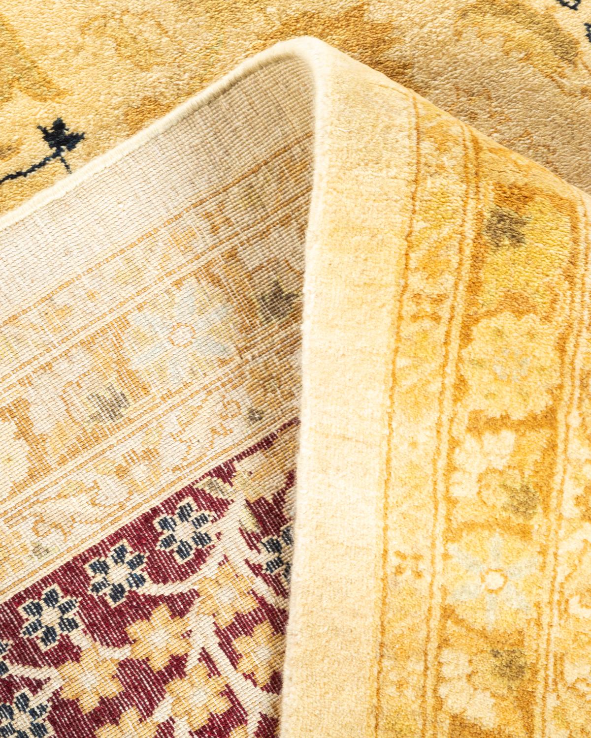 Laine Tapis Oriental Mogul ivoire noué à la main unique en son genre en vente