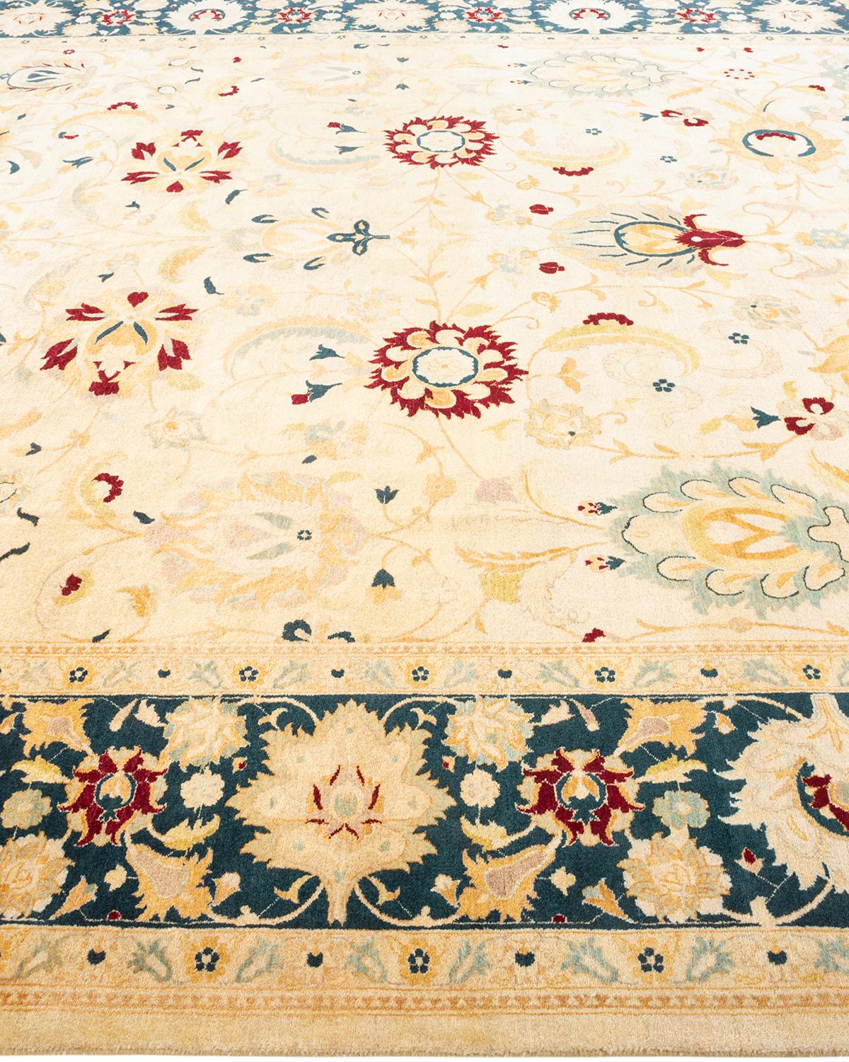 Tapis Oriental Mogul ivoire noué à la main unique en son genre Neuf - En vente à Norwalk, CT