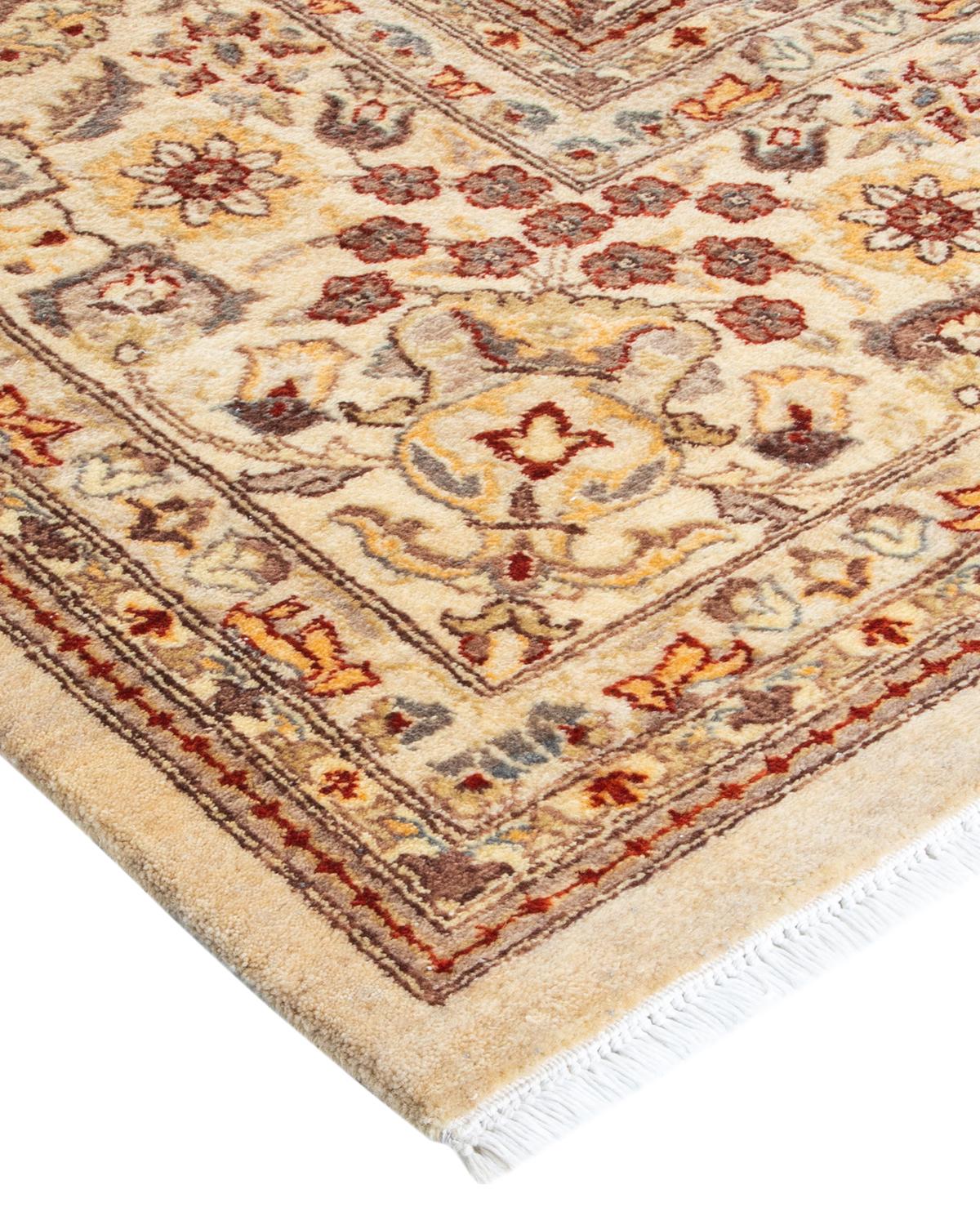 Las alfombras de la colección Mogul, con sus colores discretos y sus diseños en toda la superficie, aportarán una sofisticación atemporal a cualquier habitación. Influenciadas por un espectro de diseños turcos, indios y persas, los artesanos que