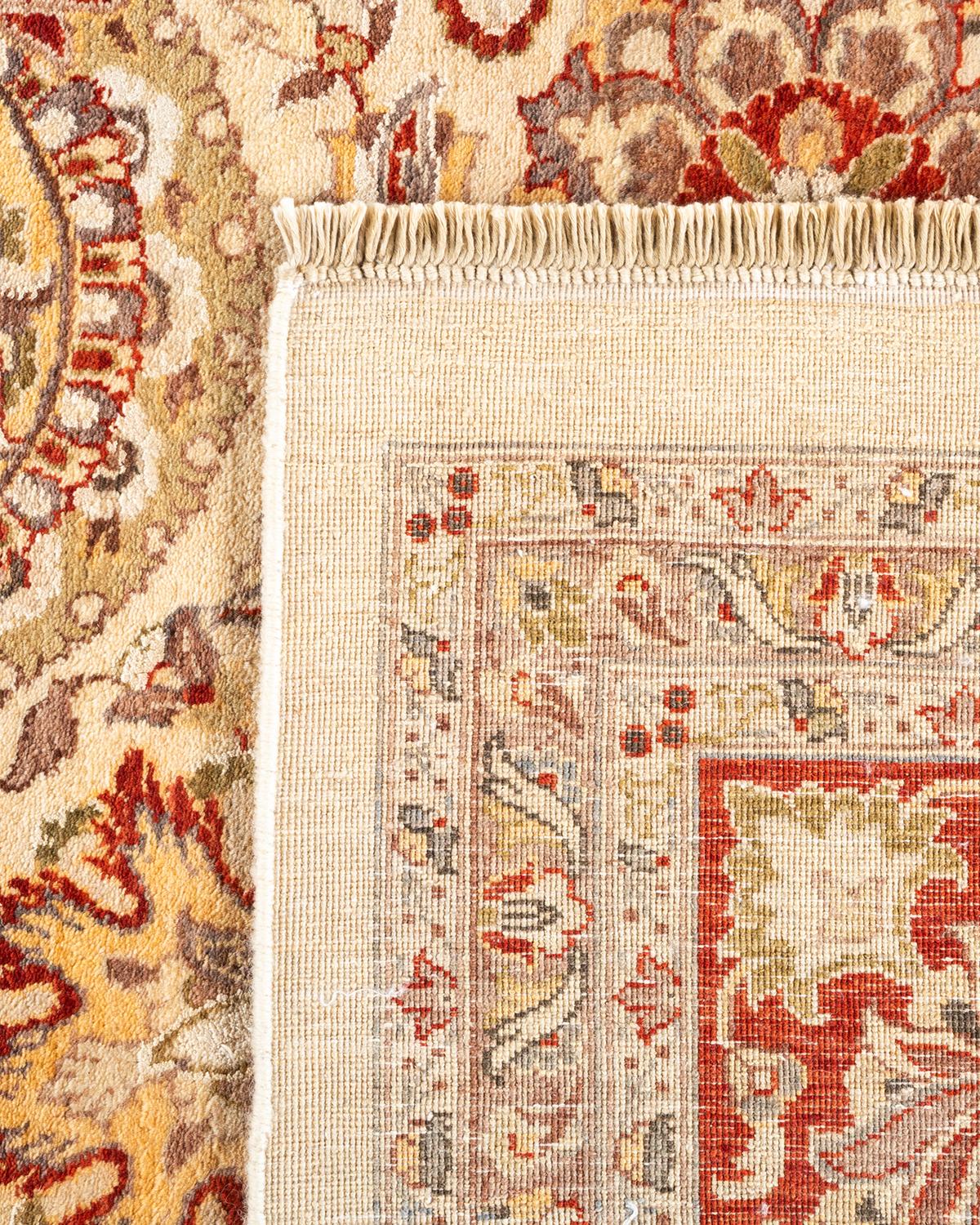 Handgeknüpfter orientalischer Mogul elfenbeinfarbener Teppich in Elfenbein, Unikat (21. Jahrhundert und zeitgenössisch) im Angebot