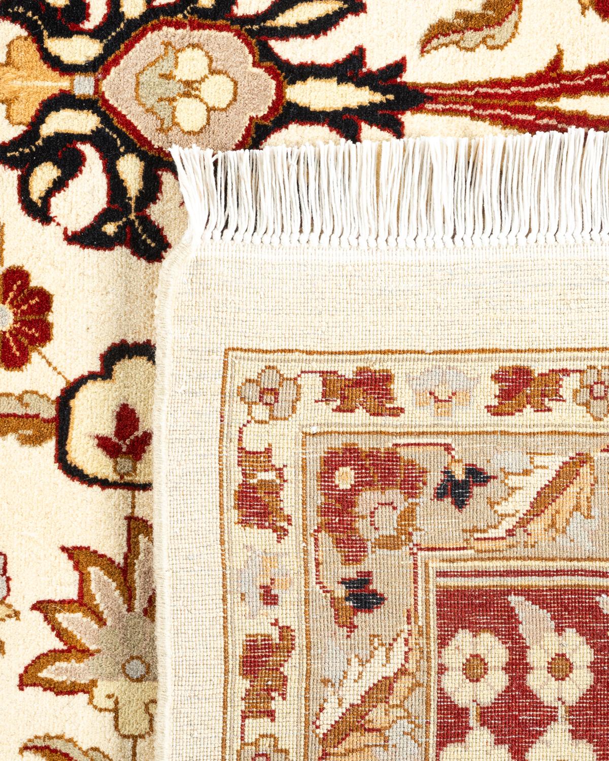 XXIe siècle et contemporain Tapis Oriental Mogul ivoire noué à la main unique en son genre en vente
