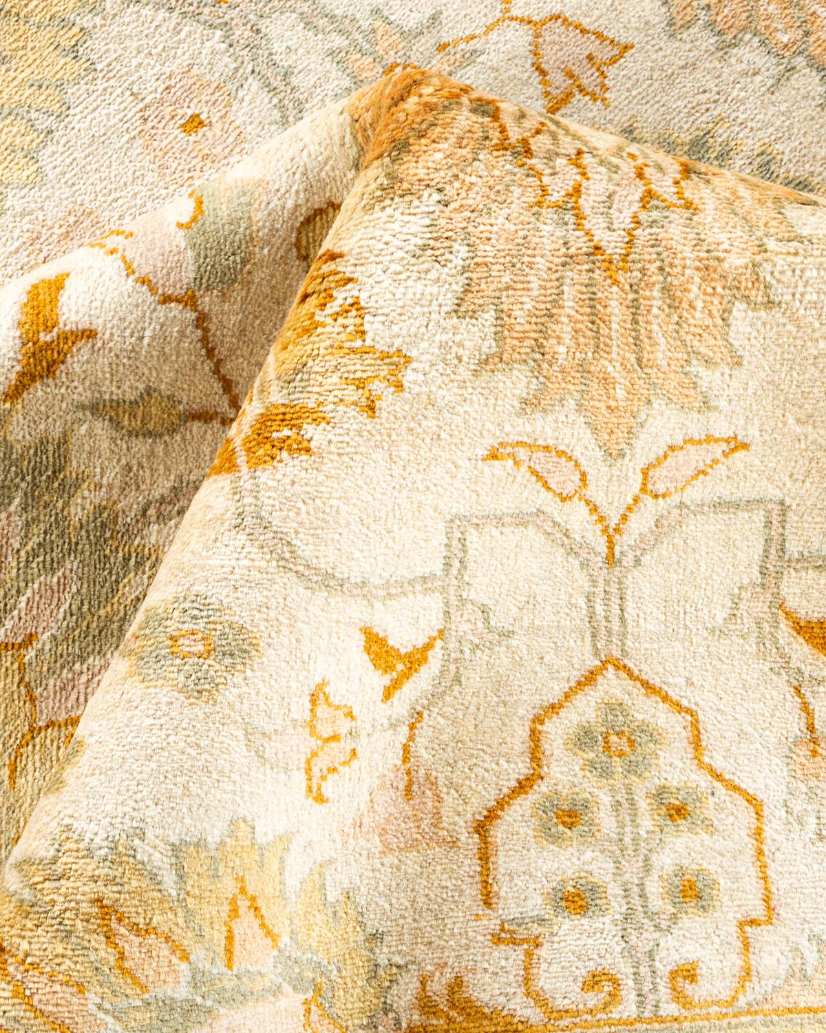 Handgeknüpfter orientalischer Mogul Elfenbeinfarbener Teppich, Unikat im Angebot 1