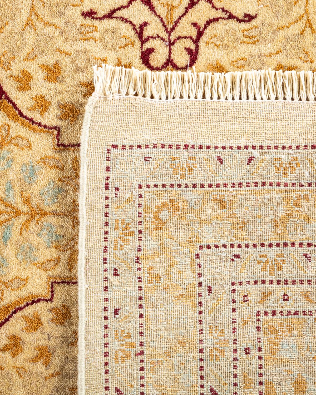 Handgeknüpfter orientalischer Mogul Elfenbeinfarbener Teppich, Unikat (21. Jahrhundert und zeitgenössisch) im Angebot