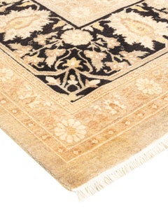 Handgeknüpfter orientalischer Mogul elfenbeinfarbener Teppich in Elfenbein, Unikat