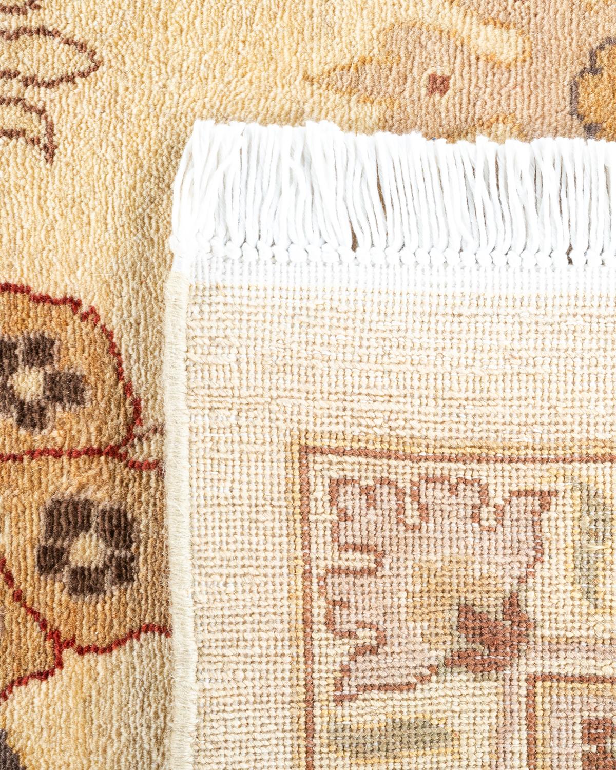 XXIe siècle et contemporain Tapis Oriental Mogul ivoire noué à la main unique en son genre en vente