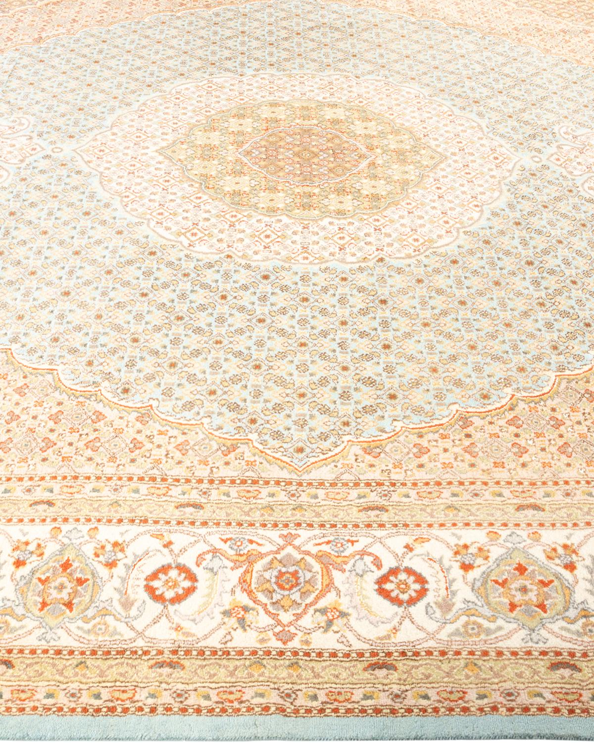 Handgeknüpfter orientalischer Mogul-Teppich in Hellblau, Unikat im Zustand „Neu“ im Angebot in Norwalk, CT