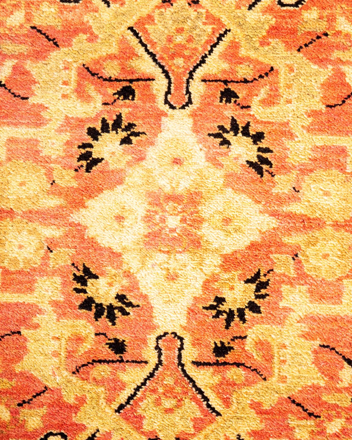 Handgeknüpfter orientalischer Mogul-Teppich in Orange, Unikat (Pakistanisch) im Angebot