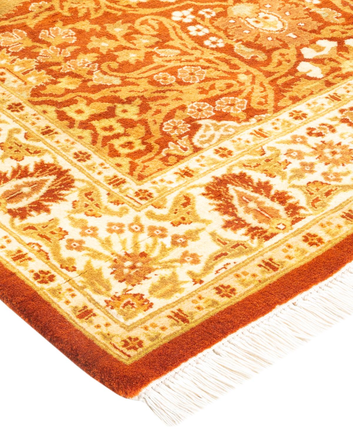 Las alfombras de la colección Mogul, con sus colores discretos y sus diseños en toda la superficie, aportarán una sofisticación atemporal a cualquier habitación. Influenciadas por un espectro de diseños turcos, indios y persas, los artesanos que