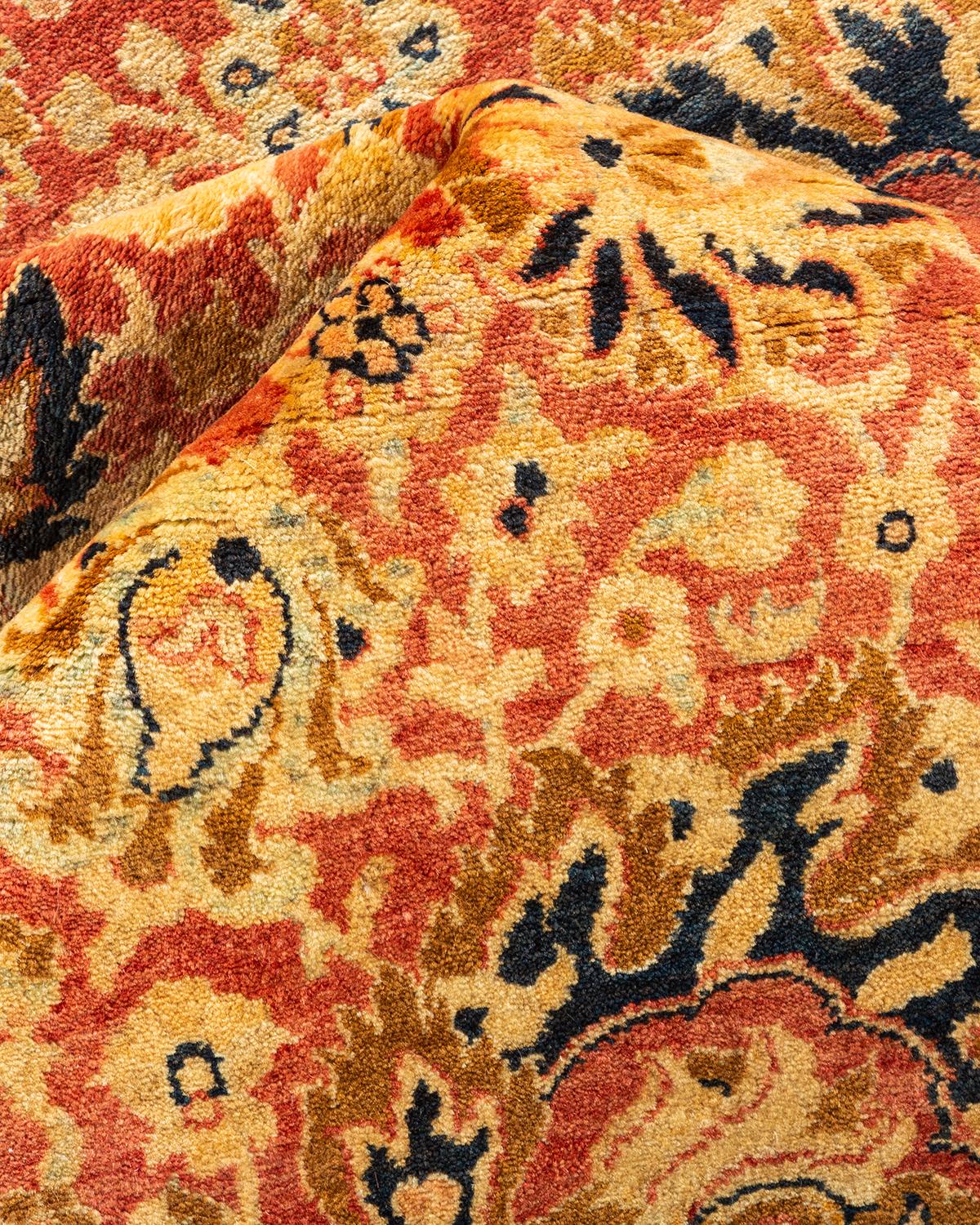 Tappeto d'area arancione Oriental Mogul, unico nel suo genere, annodato a mano in vendita 1