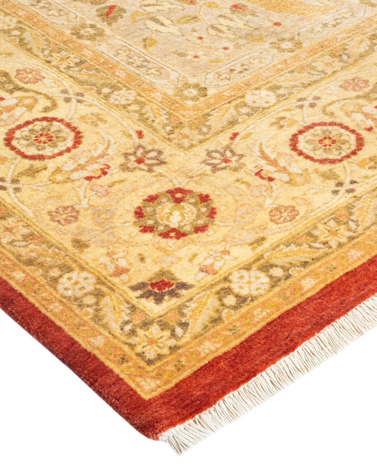 Die Teppiche der Mogul-Kollektion bringen mit ihren zurückhaltenden Farben und Allover-Mustern zeitlose Eleganz in jeden Raum. Beeinflusst von einem Spektrum türkischer, indischer und persischer Designs, lassen die Kunsthandwerker, die diese