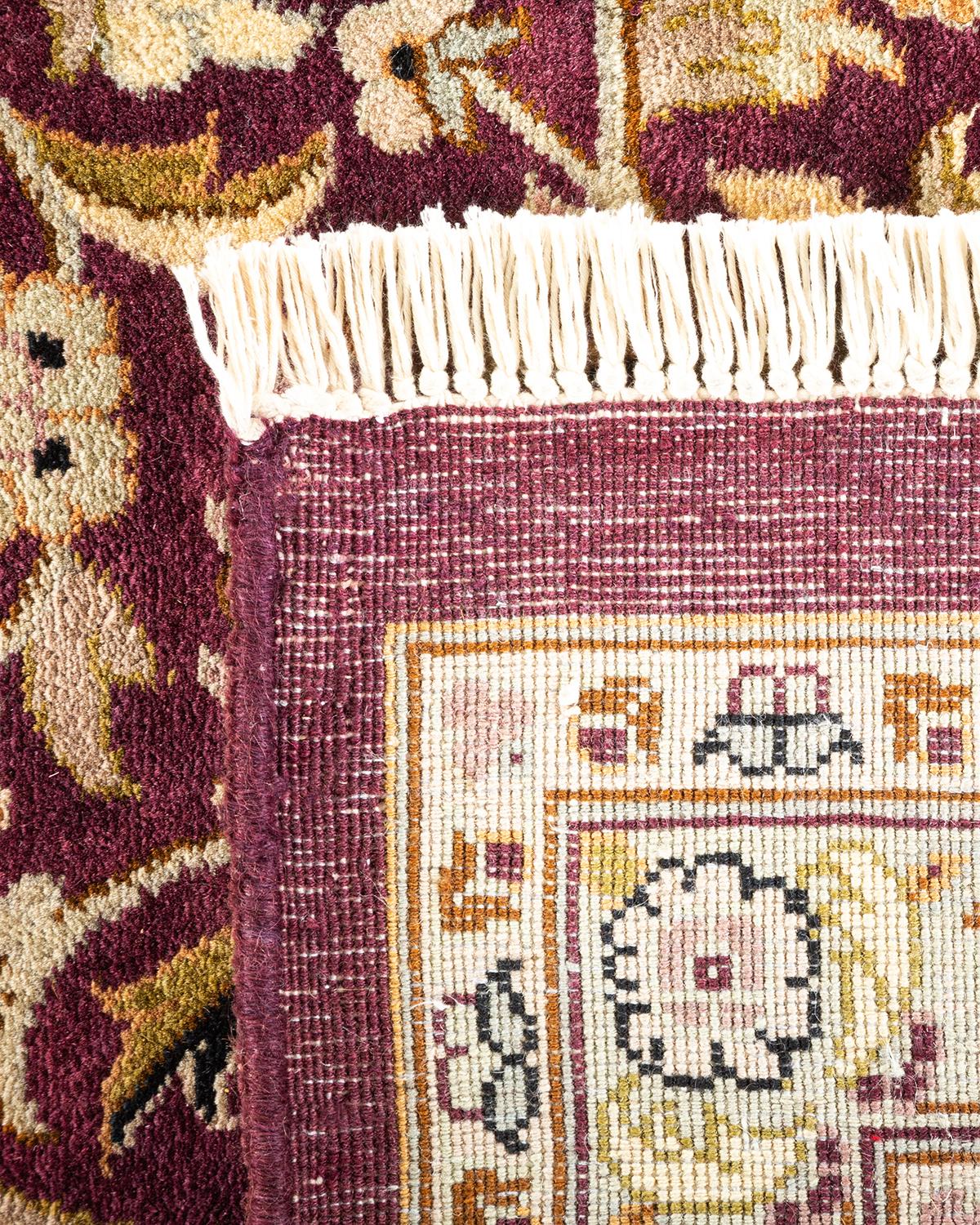 Handgeknüpfter orientalischer Mogul-Teppich in Violett, Unikat (21. Jahrhundert und zeitgenössisch) im Angebot