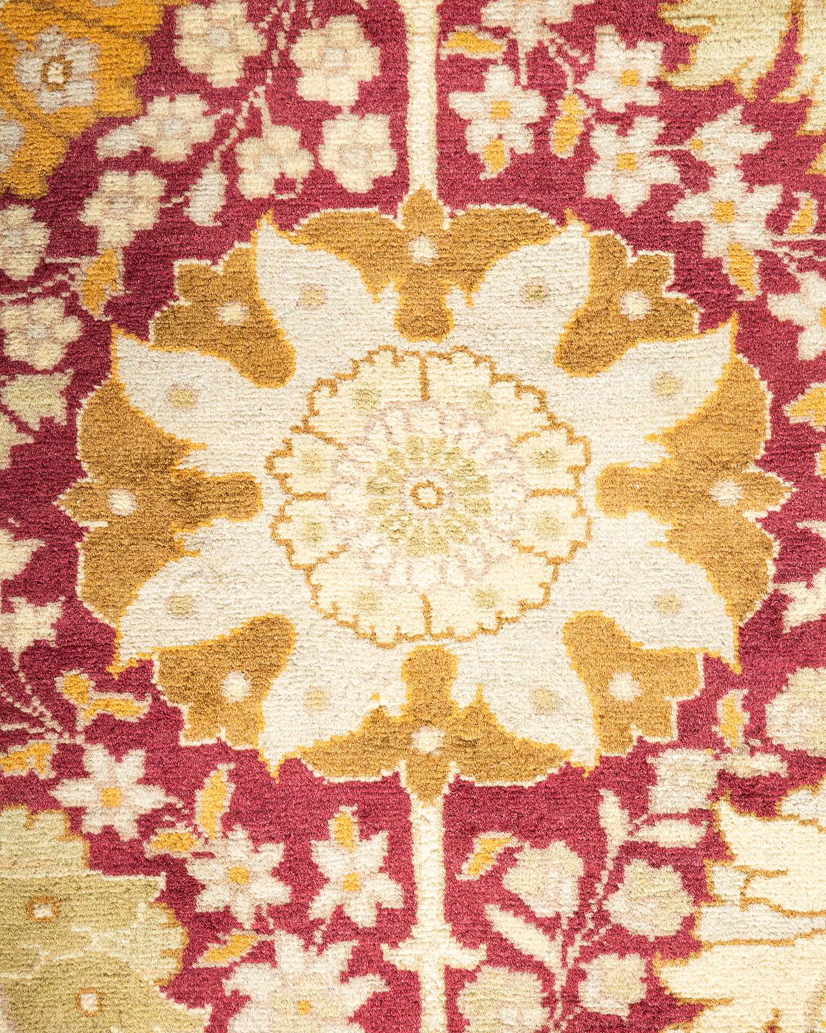 Pakistanais Tapis unique Oriental Mogul violet noué à la main, unique en son genre en vente