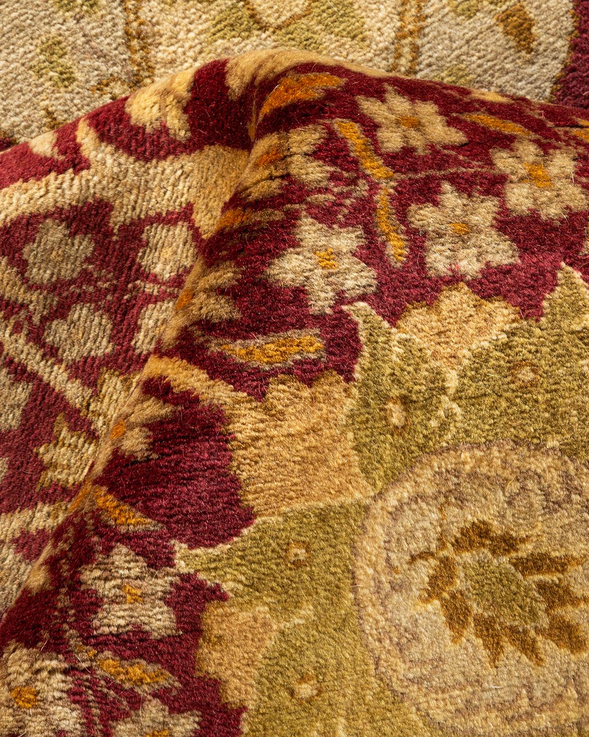 Tapis unique Oriental Mogul violet noué à la main, unique en son genre en vente 1