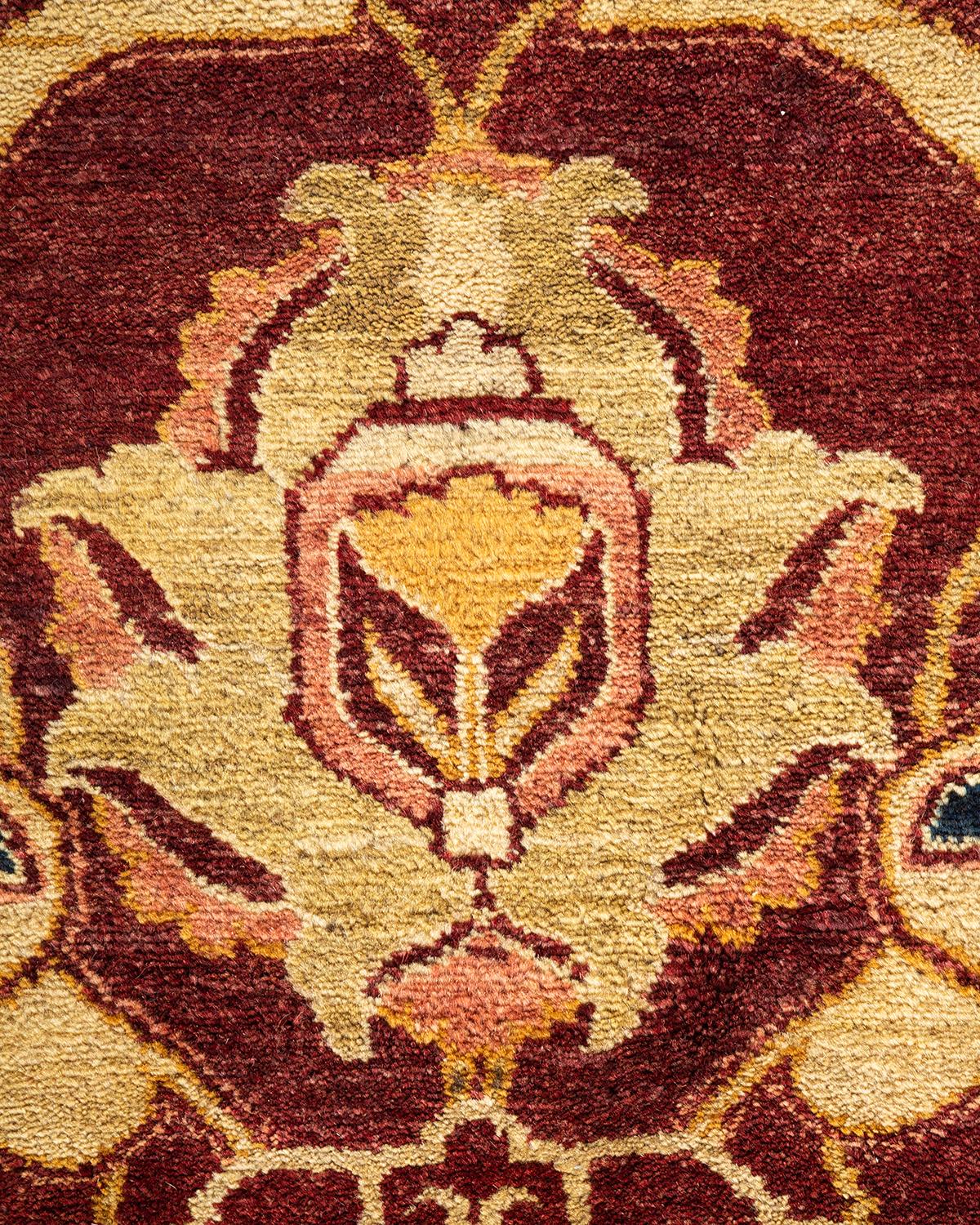 Pakistanais Tapis Oriental Mogul rouge noué à la main - Exemplaire unique en vente