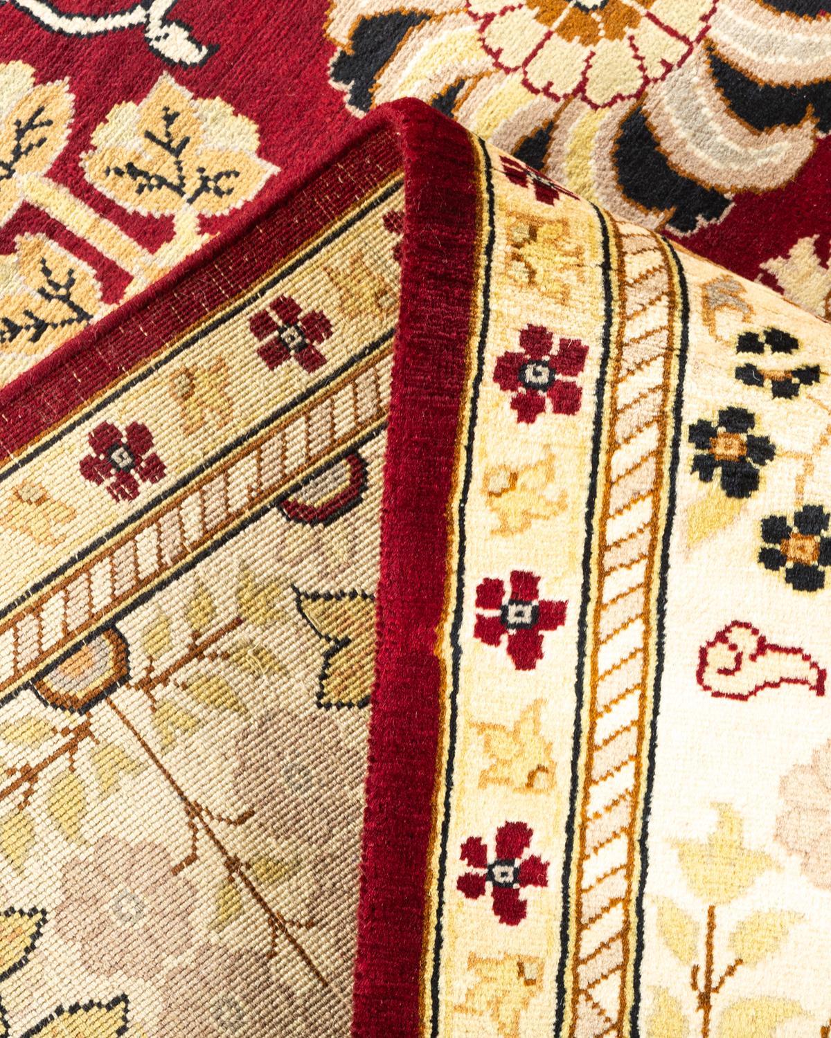 Laine Tapis rouge moghol oriental noué à la main, unique en son genre en vente