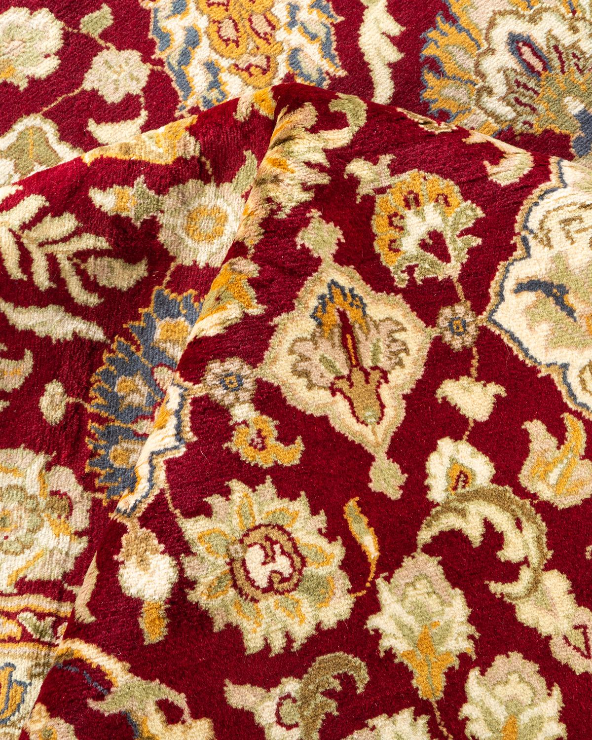 Tapis rouge moghol oriental noué à la main, unique en son genre en vente 1