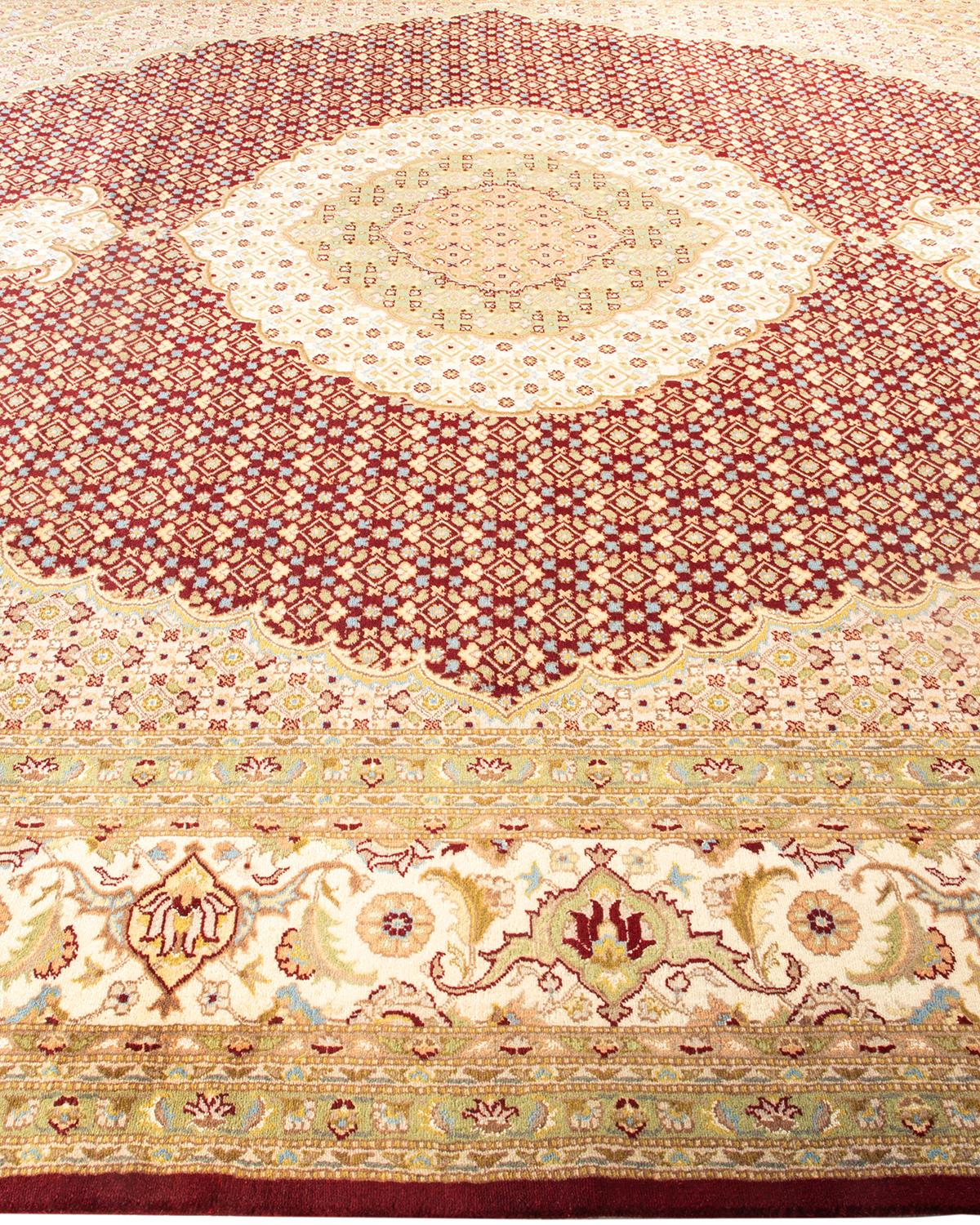 Tapis rouge oriental Mogul noué à la main unique, unique en son genre Neuf - En vente à Norwalk, CT