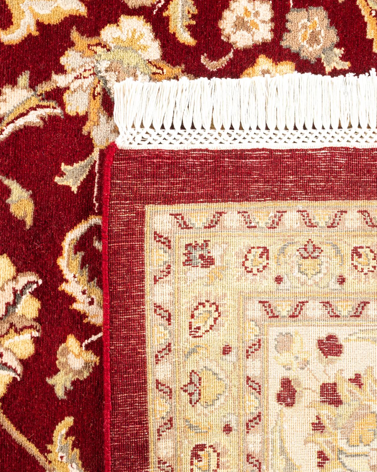 XXIe siècle et contemporain Tapis rouge oriental Mogul noué à la main unique, unique en son genre en vente