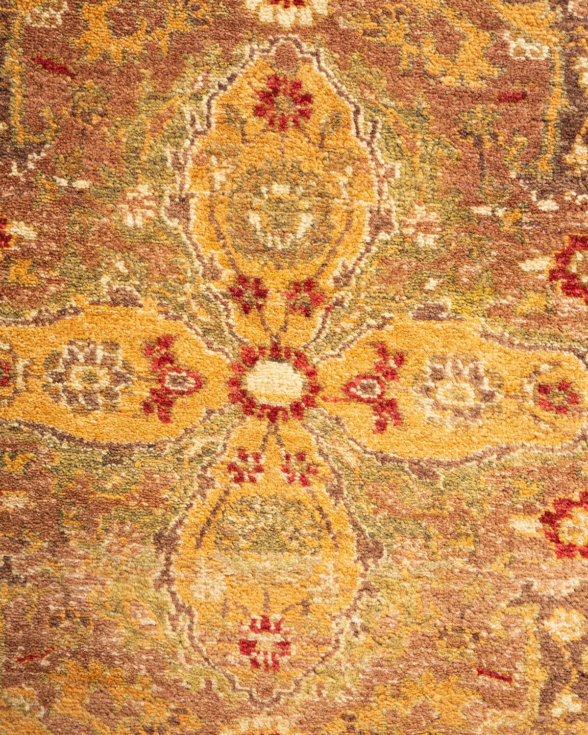 Pakistanais Tapis unique Oriental Mogul jaune noué à la main, unique en son genre en vente