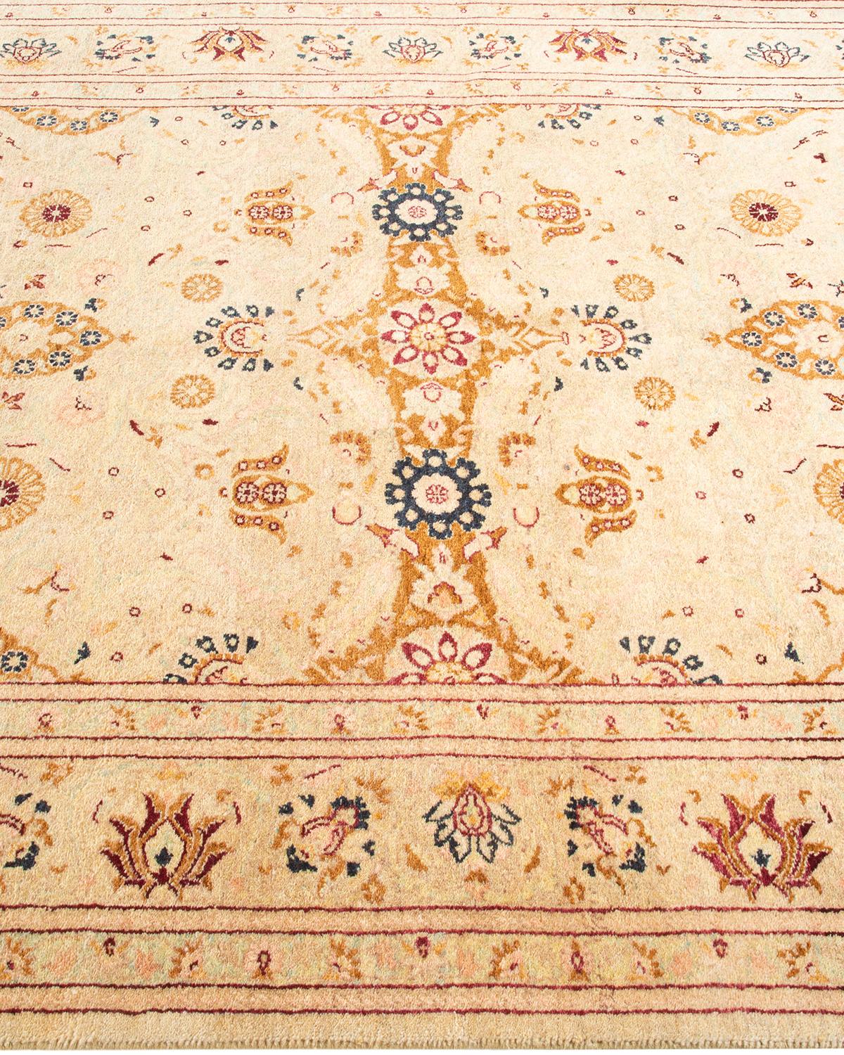 Tapis d'Orient Mogul jaune, noué à la main, unique en son genre Neuf - En vente à Norwalk, CT