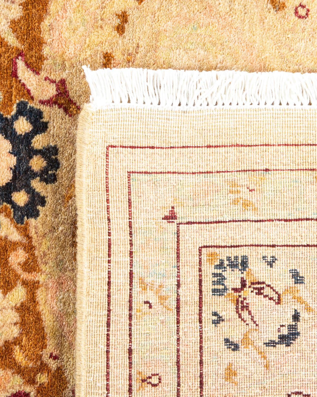 XXIe siècle et contemporain Tapis d'Orient Mogul jaune, noué à la main, unique en son genre en vente