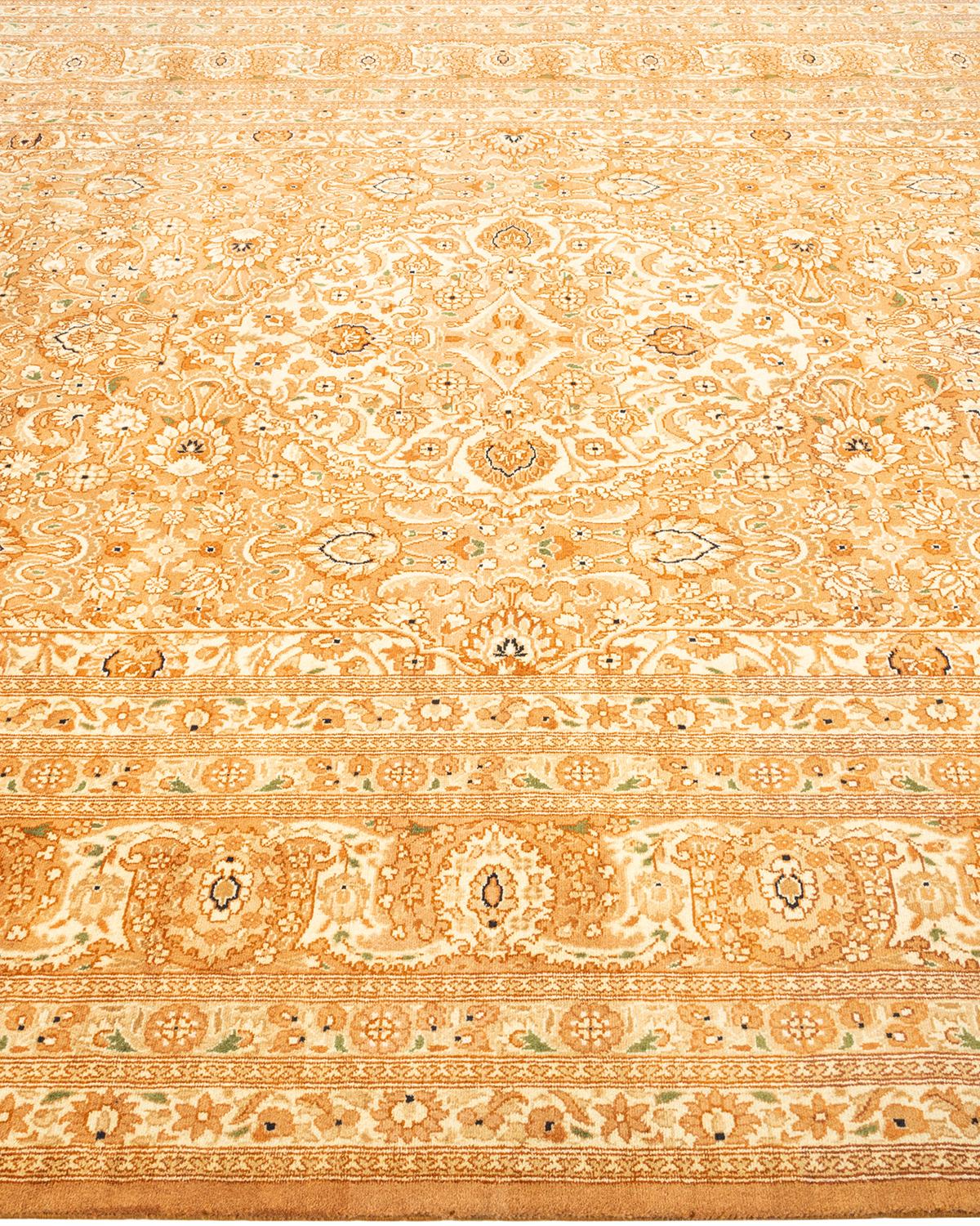 Tapis d'Orient Mogul jaune, noué à la main, unique en son genre Neuf - En vente à Norwalk, CT