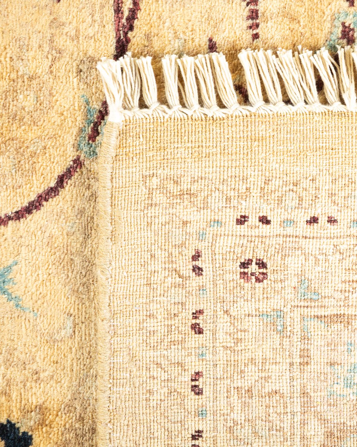 XXIe siècle et contemporain Tapis d'Orient Mogul jaune, noué à la main, unique en son genre en vente